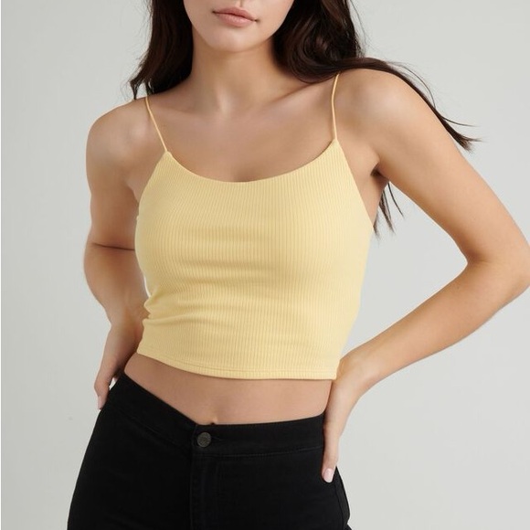 Garage Ribbed Yellow Tank - Picture 2 of 4